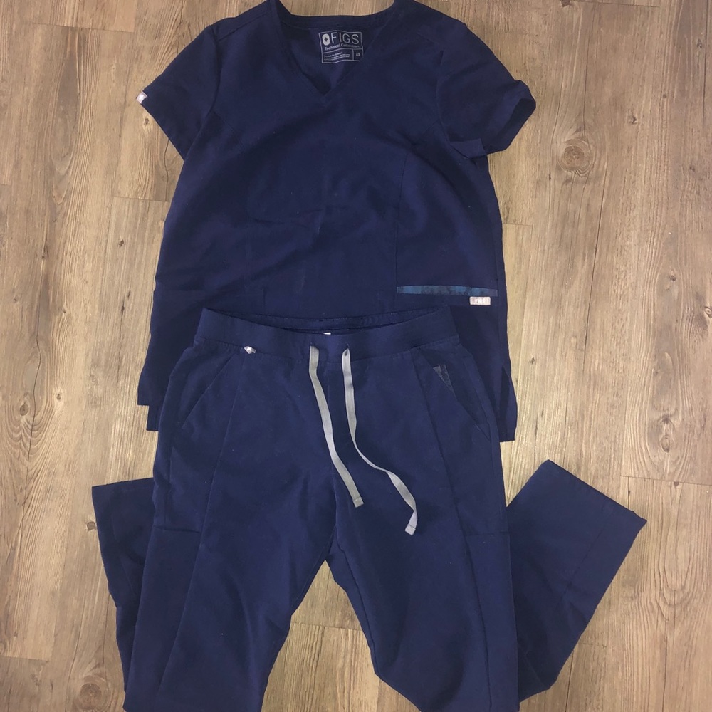 FIGS Navy Scrubs BUNDLE